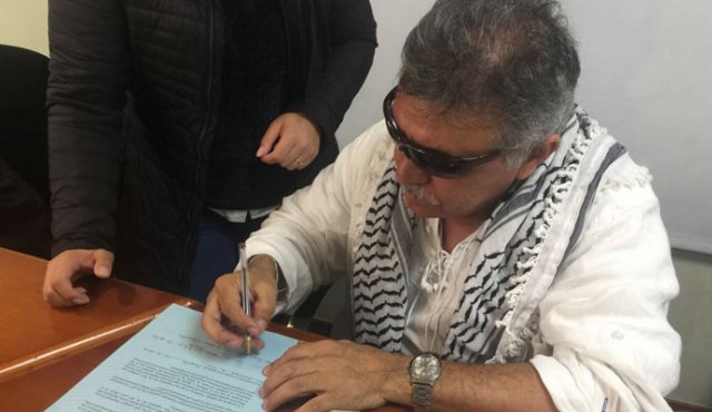 El dirigente del partido FARC está recluido en una penitenciaría por delitos relacionados con narcotráfico y a la espera de su extradición hacia los Estados Unidos por los mismos hechos. Colprensa