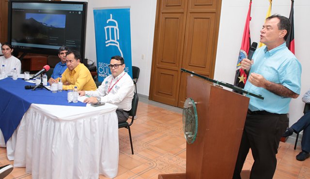 César Obando / La Opinión 