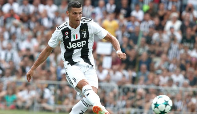 Tras marcar 451 goles en 438 partidos con el Madrid, Cristiano liderará la delantera del Juventus. AFP
