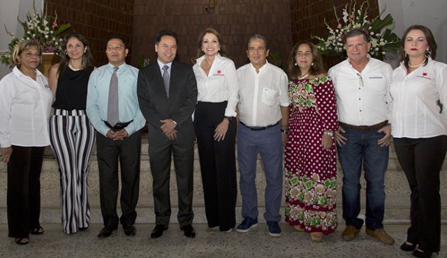 Carmen Quero de González, Carmeza Infante, Luis Alberto Jiménez, el gobernador de Norte de Santander, William Villamizar, Claudia Uribe, Jorge Luis Pinto, Ximena Caicedo, Wilson Gayardo y Yuly Parada. Alfredo Estévez