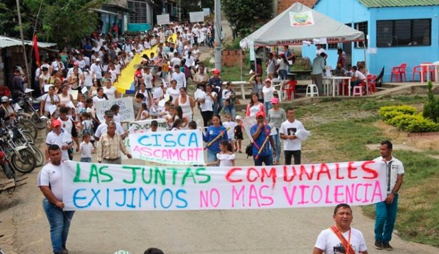 Las víctimas que ha dejado y sigue dejando el conflicto en zonas como el Catatumbo, podrían lograr una representación en el Congreso, si prospera el nuevo proyecto que busca crear 16 curules especiales desde 2019. Archivo