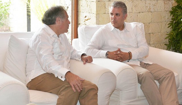 Acogió la propuesta del presidente de crear una comisión trasnacional. Colprensa