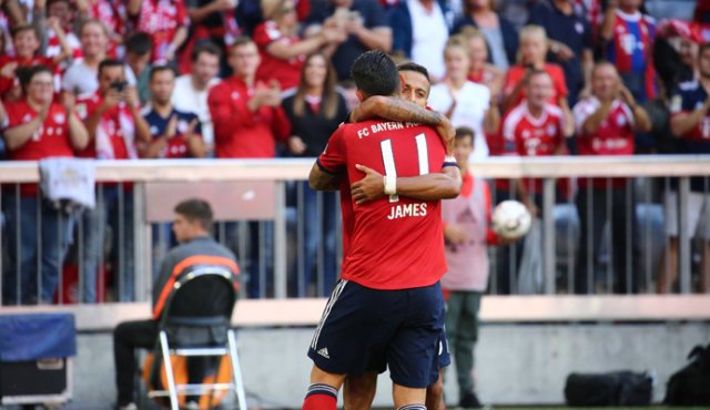 El colombiano, quien ingresó al minuto 42, también anotó otro gol en el final del partido, pero el VAR lo anuló.
Tomada de Twitter @FCBayern