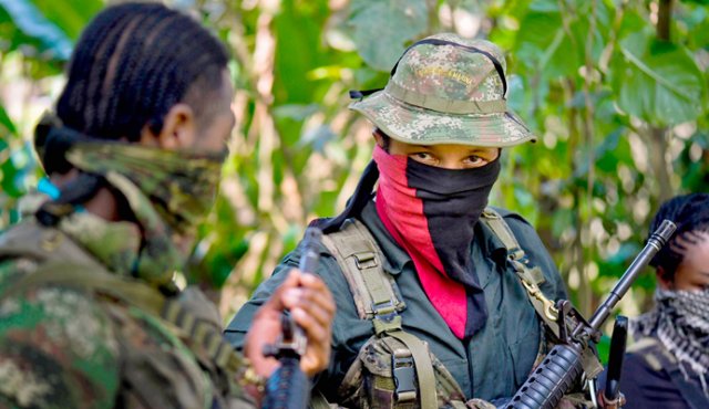 La coincidencia ideológica entre la guerrilla del Eln y la revolución bolivariana podría conducir a que, en caso de una intervención militar en Venezuela, la insurgencia ponga sus armas del lado de la revolución. Archivo