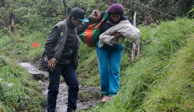 Movimiento Ríos Vivos estimó que fueron cerca de 300 personas las que salieron de Santana tras los enfrentamientos. Colprensa