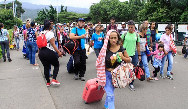 En los últimos tres años el número de venezolanos que ingresó a nuestro territorio pasó de 7.737 en 2015 a 232.776 durante 2018. Archivo La Opinión