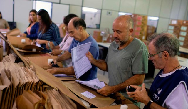 Están habilitados 147,3 millones de electores. AFP
