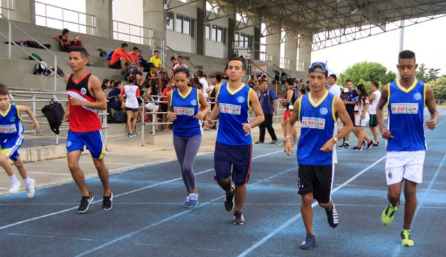 Serán dos días de competencia que se vivirán en el estadio Centenario de atletismo. Archivo