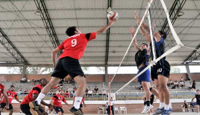 Juan P. Bayona / La Opinión