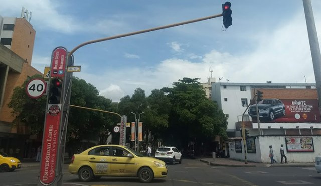 En la avenida Cero con canal Bogotá uno de los nuevos equipos dura 90 segundos. Cortesía