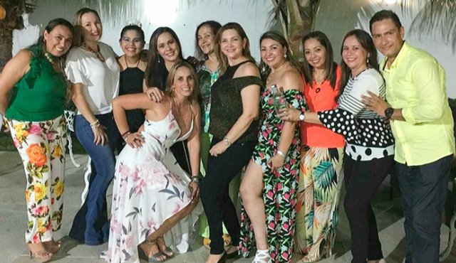 Francy Archila, Tatiana Gabona, Camila Yáñez, Juliana Verdún, Yenny Peña, Nancy Bustos, Ana María Pérez, Graciela Mora, Carolina Torres, Fredy Carvajal y Soraya Torres. Cortesía