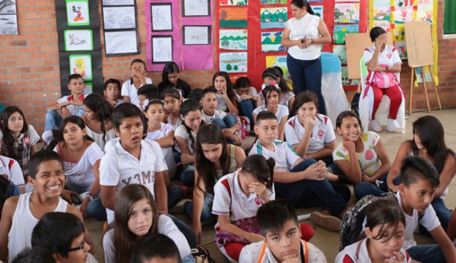 En el foro los estudiantes mostraron las actividades culturales que han empleado en los planteles como parte de las estrategias para mermar la violencia. César Obando