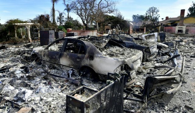 Destruyó 7.600 viviendas y 260 comercios en Paradise, arrasó 50.600 hectáreas del condado de Butte y está contenido en 35%. AFP
