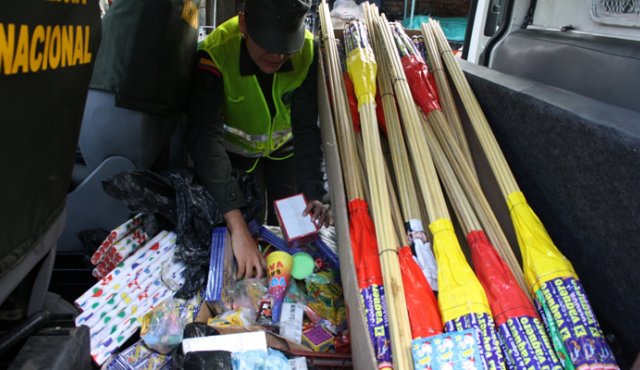 La Policía Metropolitana decomisará todo tipo de artefacto explosivo que se comercialice en la ciudad.
Archivo