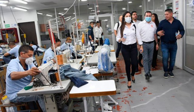 Articular con el sector privado las necesidades de la industria en la entidad para potenciar los programas de formación en estas áreas es la estrategia que presentó a los empresarios el director del Sena. Alfredo Estévez