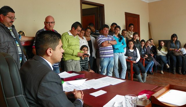 Deberán lograr que más de 9.400 personas salgan a las urnas. Archivo/ La Opinión