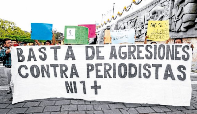 En diferentes regiones del planeta se han impulsado acciones de protesta para reclamar el respeto a la libertad de expresión y al trabajo que desarrollan los periodistas para mantener informada a la comunidad. Especial