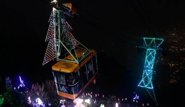 Así se vive la navidad en Monserrate, un ícono turístico en la capital del país. Colprensa