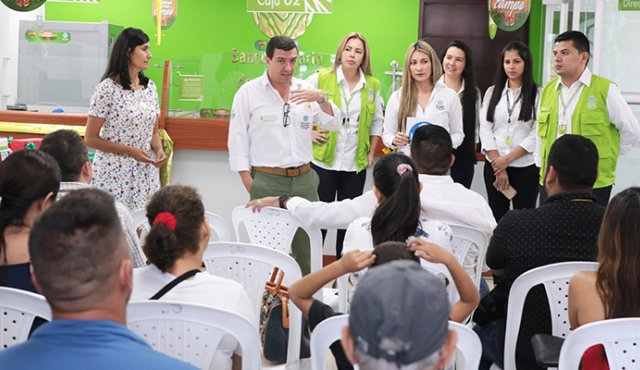 En un acto de relanzamiento. César Obando / La Opinión
