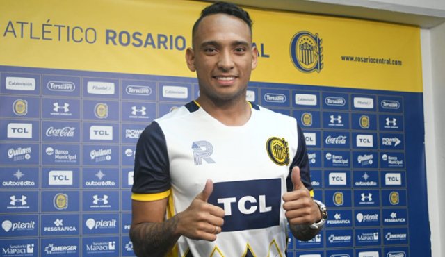 En Rosario, Jarlan disputará la Copa Libertadores.
@CARCoficial