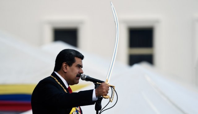 Maduro tomó este jueves posesión para un segundo período como presidente de Venezuela.
AFP