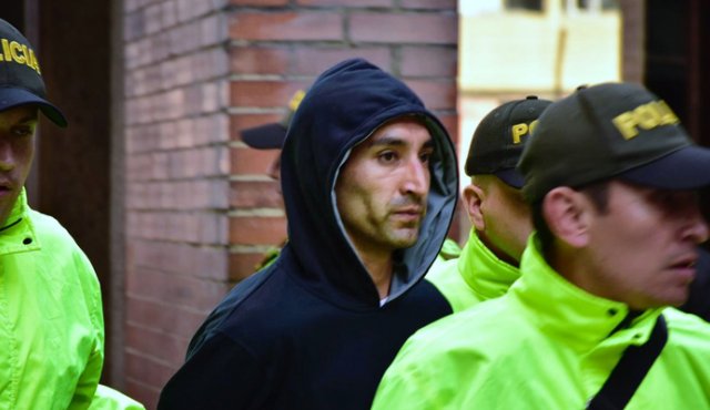 De acuerdo con las autoridades, el hombre de 39 años habría reconocido su responsabilidad en los hechos por medio de una llamada telefónica que, según el fiscal general, Néstor Humberto Martínez, fue interceptada. Colprensa
