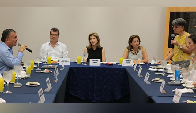Tras el encuentro con autoridades de la región, Kennedy afirmó que vio el compromiso gubernamental, de las oenegés, y la de propia gente para mejorar la situación migratoria. César Obando / La Opinión