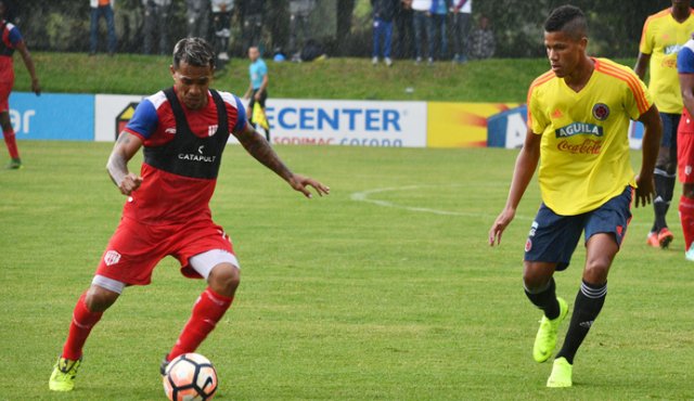 El equipo de Arturo Reyes jugará hoy a partir de las 5:30 de la tarde ante la selección de Chile. Colprensa