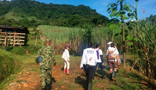 El año pasado, según cifras de la Oficina de Naciones Unidas para la Coordinación de Asuntos Humanitarios (OCHA), citadas en la información, se reportaron 145.000 casos de desplazamiento forzado. Colprensa
