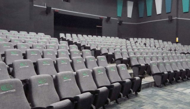 Una moderna sala de proyecciones estrenan los ocañeros en el Cine Leonelda. La Cámara de Comercio hizo la inversión para promover el séptimo arte.
Cortesía