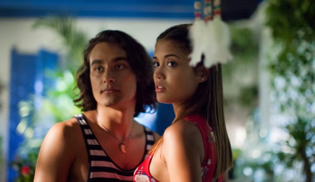 Carlos Quintero Bello y Mayté en plena actuación en la serie ‘Siempre bruja’.
Cortesía Juan P. Gutiérrez/Netflix