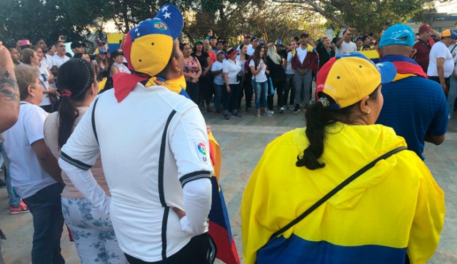 El ministro de Hacienda, Alberto Carrasquilla, indicó que se tiene estimado que hay más o menos 1,2 millones de venezolanos en Colombia. Colprensa