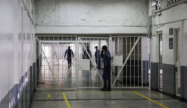 A juicio de las víctimas, los testimonios que entreguen los detenidos que hicieron parte de algún grupo ilegal deben dar cuenta de las razones de la vinculación de los diferentes actores a los fenómenos de violencia. Colprensa