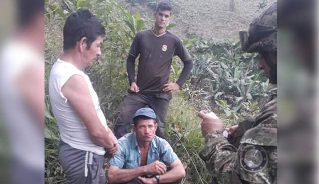 Los capturados quedaron a disposición de la Fiscalía. Ejército