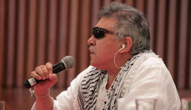 La JEP dio un nuevo plazo para la solicitud de pruebas y en unos días decidirá finalmente si el hecho que se le imputa a Santrich ocurrió o no después de la firma del acuerdo de paz y si es viable excluirlo de la jurisdicción y dar vía libre a su extradición. Colprensa