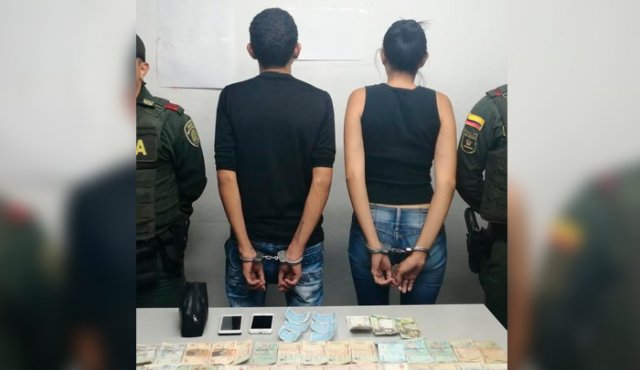 Fueron detenidos en un local comercial en el barrio El Callejón. Policía