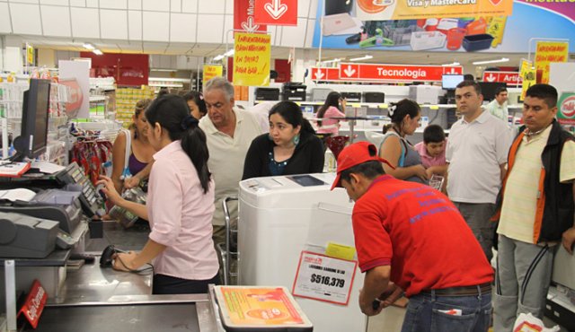 Pequeñas y medianas empresas de los sectores comercio, manufactura y construcción fueron las que más créditos solicitaron para capital de trabajo o modernización empresarial. . Archivo