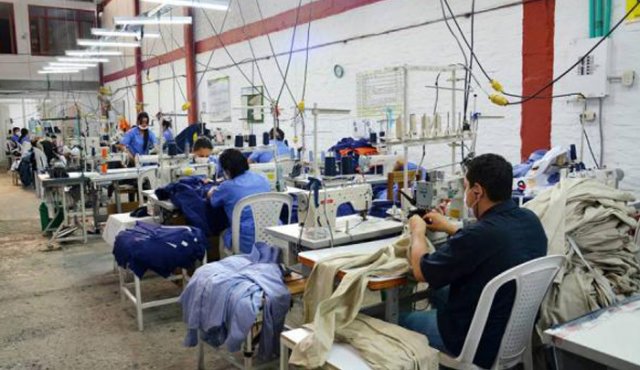 El aumento en la confianza de los comerciantes en febrero frente al mes anterior se debe principalmente al aumento de 3,5 puntos porcentuales en el indicador de situación económica actual. Colprensa Archivo
