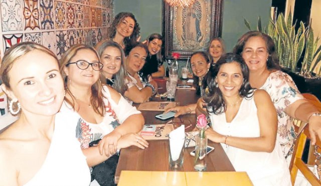 Alexandra Vargas, Silvia Galvis, Virpi Laino, Francia Duarte, Luz Adriana Velazco, Francis Cerezo, Beatriz Agudelo, Andrea Lemus, Piedad Pérez y Eleonora Rojas. Cortesía