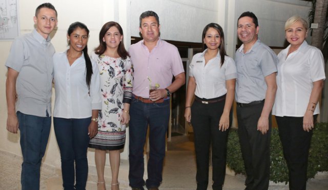 Luis García, Deicy Andapiñá, Daissy Cáceres, William Rubiano, Mayra Bovea, Alexander Trujillo y Alba Correa.
César Obando / La Opinión