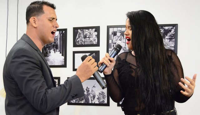 Omar Rincón y Paola Reyes grabaron, por primera vez, juntos una canción salida de la experiencia vivida en el pasado. Cortesía