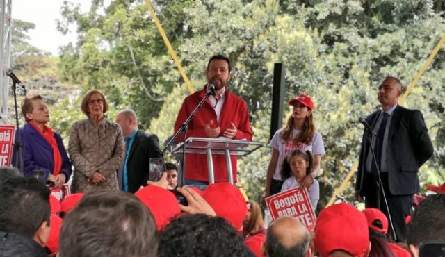 Galán sostuvo también que hará una campaña sin sectarismo y que no está en contra de la izquierda o la derecha. Colprensa
