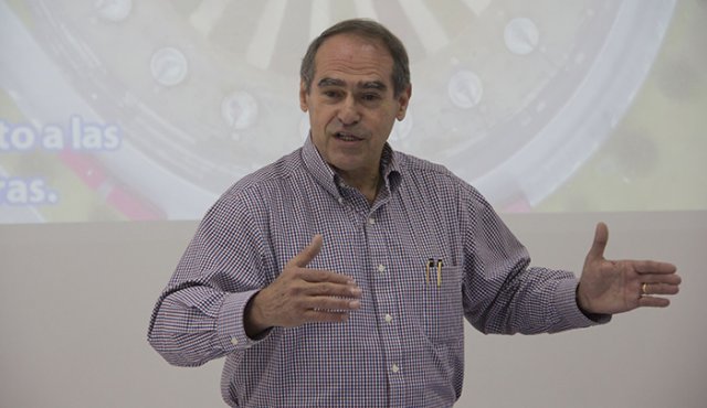 Alfredo Estévez / La Opinión