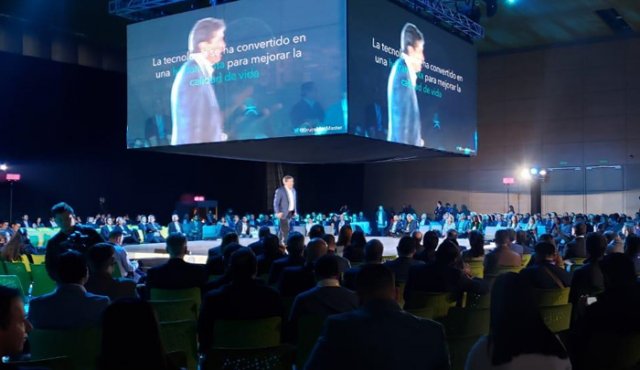 Solo el 67 % de las pymes cuentan con un plan de digitalización, mientras en las medianas empresas esto equivale al 80 % y en las grandes es un 100 %. Twitter / Movistar Colombia