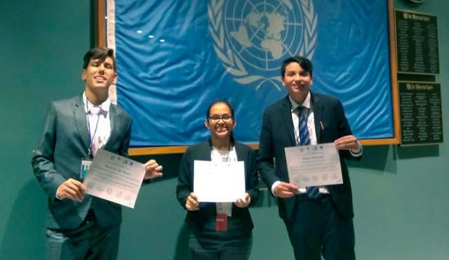 Tomás Enrique Víctor Antolínez Cuadros, Gabrielle Gaviria Mejía y Juan Camilo Mejía Flórez. Cortesía