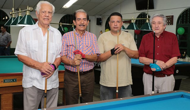 Daniel Hernández, Hugo Portilla (campeón), Miguel Salguero y Alvaro Estévez. César Obando / La Opinión