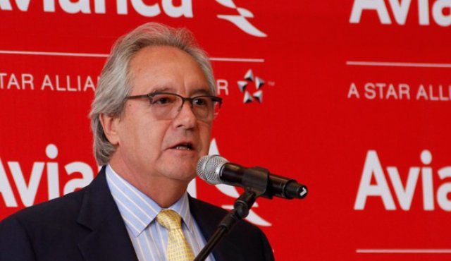 Roberto Kriete, quien fue cabeza de la aerolínea Taca y luego socio de Germán Efromovich, asumió el manejo de Avianca. Colprensa