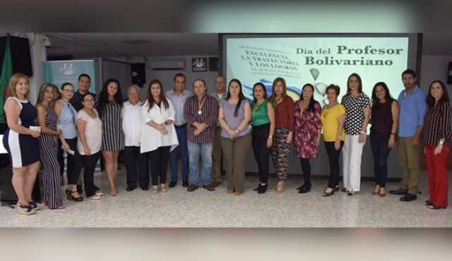 Clara Aguilar, Maryuri Borrero, Yudith Contreras, Carlos Hernández, Irma Nuvan, Andrea Aguilar, Carlos Corredor, Paola Amar Sepúlveda, José Consuegra, Valmore Bermúdez, Johel Rodríguez, Neida Albornoz, Akever Santafe, Marisela Vivas, María Cuberos, Yolanda Gallardo, Doris Barrera, Mary Bernal, Frank Sáenz y Sonia Falla. Cortesía