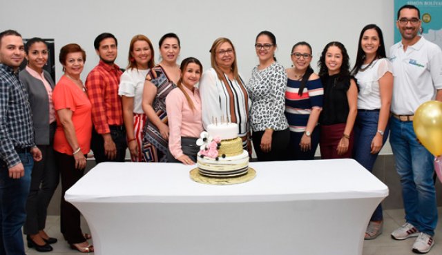 Dooglas Serrano, Kerly Morales, Yolanda Gallardo, Camilo Bustamante, Belcy Botello, Claudia Parra, Maritza Mariño, Norma Martínez Ferrer, Shirley Ramírez, Luz Edilma Moreno, Erika Molina, Iris Valero y René Angarita. Cortesía