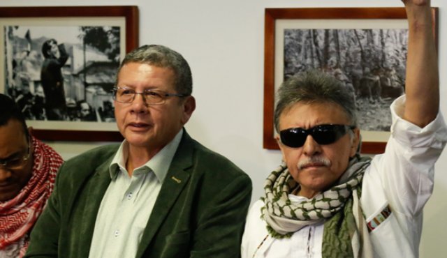 El excomandante guerrillero, Jesús Santrich, no alcanzó a tomar posesión de su curul en la Cámara esta semana por demoras con la documentación. Colprensa